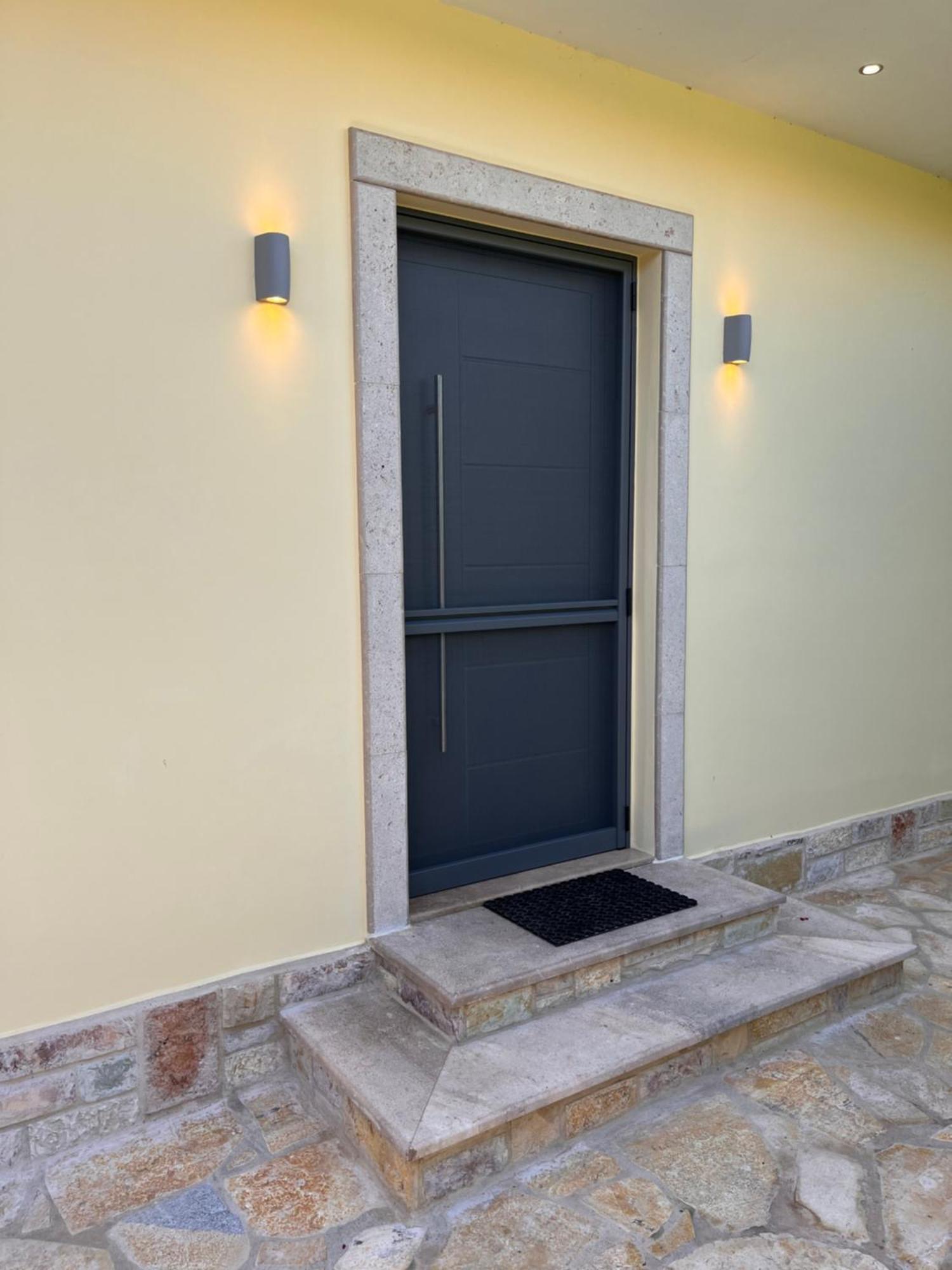 Diamante Beachfront Suites Ксилокастрон Екстериор снимка