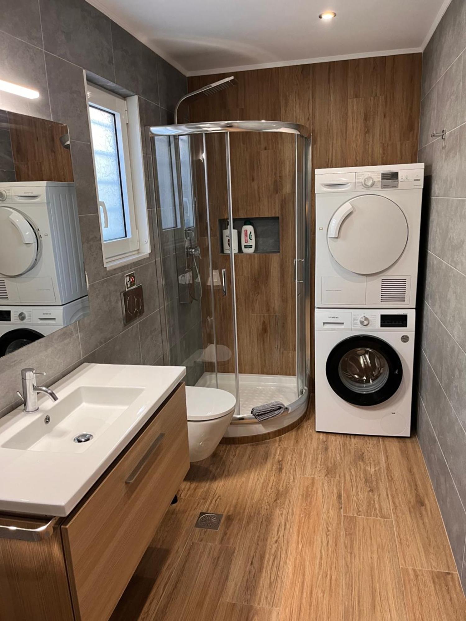Diamante Beachfront Suites Ксилокастрон Екстериор снимка