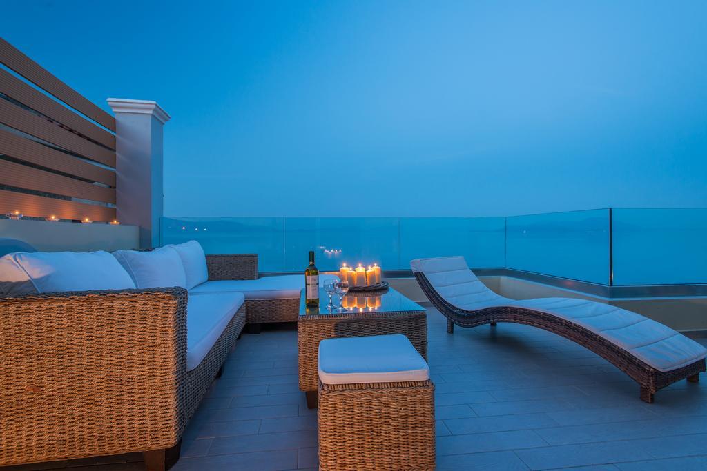 Diamante Beachfront Suites Ксилокастрон Екстериор снимка
