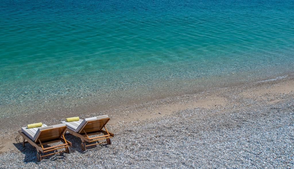 Diamante Beachfront Suites Ксилокастрон Екстериор снимка