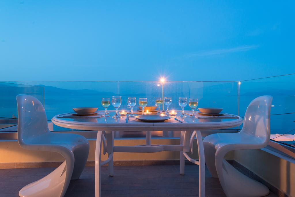 Diamante Beachfront Suites Ксилокастрон Екстериор снимка